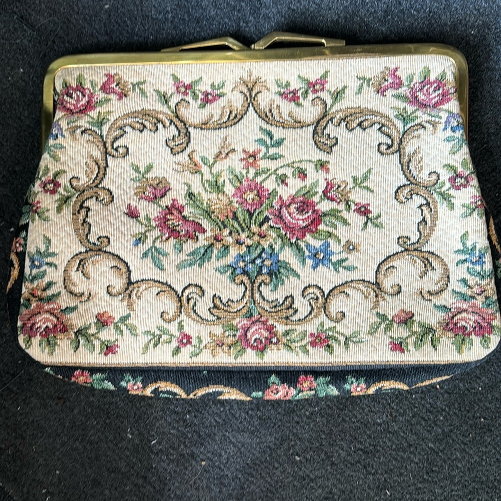 Vintage Tapestry Purse made in Western Germany missing chain excellent condition